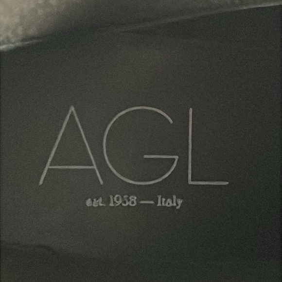 New AGL Mary Beat Quilted Ankle Boot Patent Leather Cap Toe Sz 38.5 - Picture 15 of 16